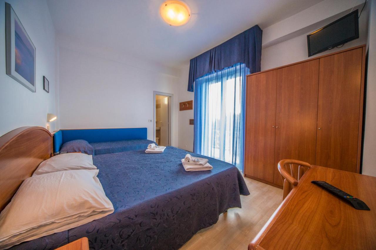 Ciccio Hotel Misano Adriatico Exterior foto